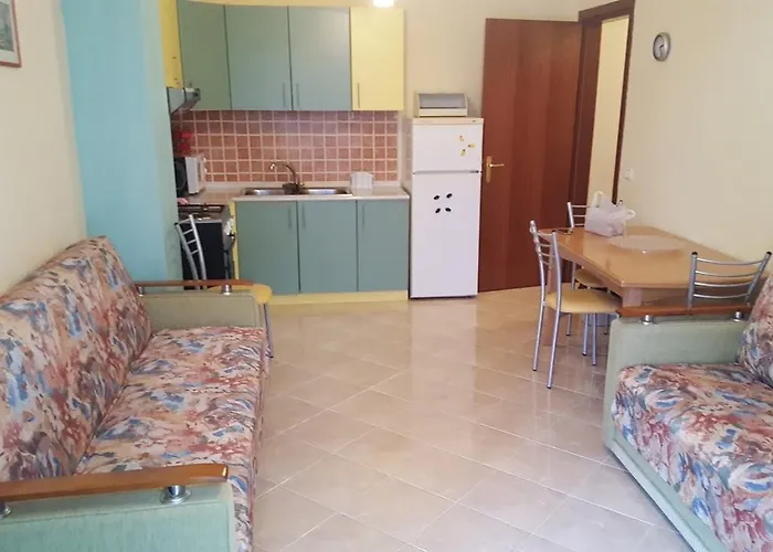 J&a Beachside Apartament *