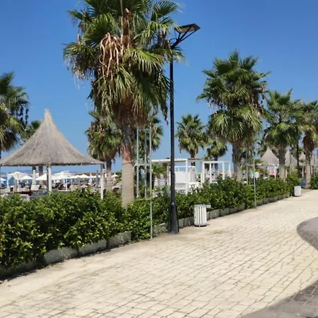 J&a Beachside Daire Golem (Tirana)